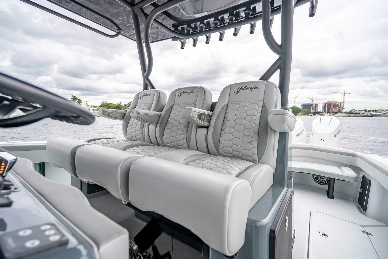 2024 Yellowfin 39 Offshore