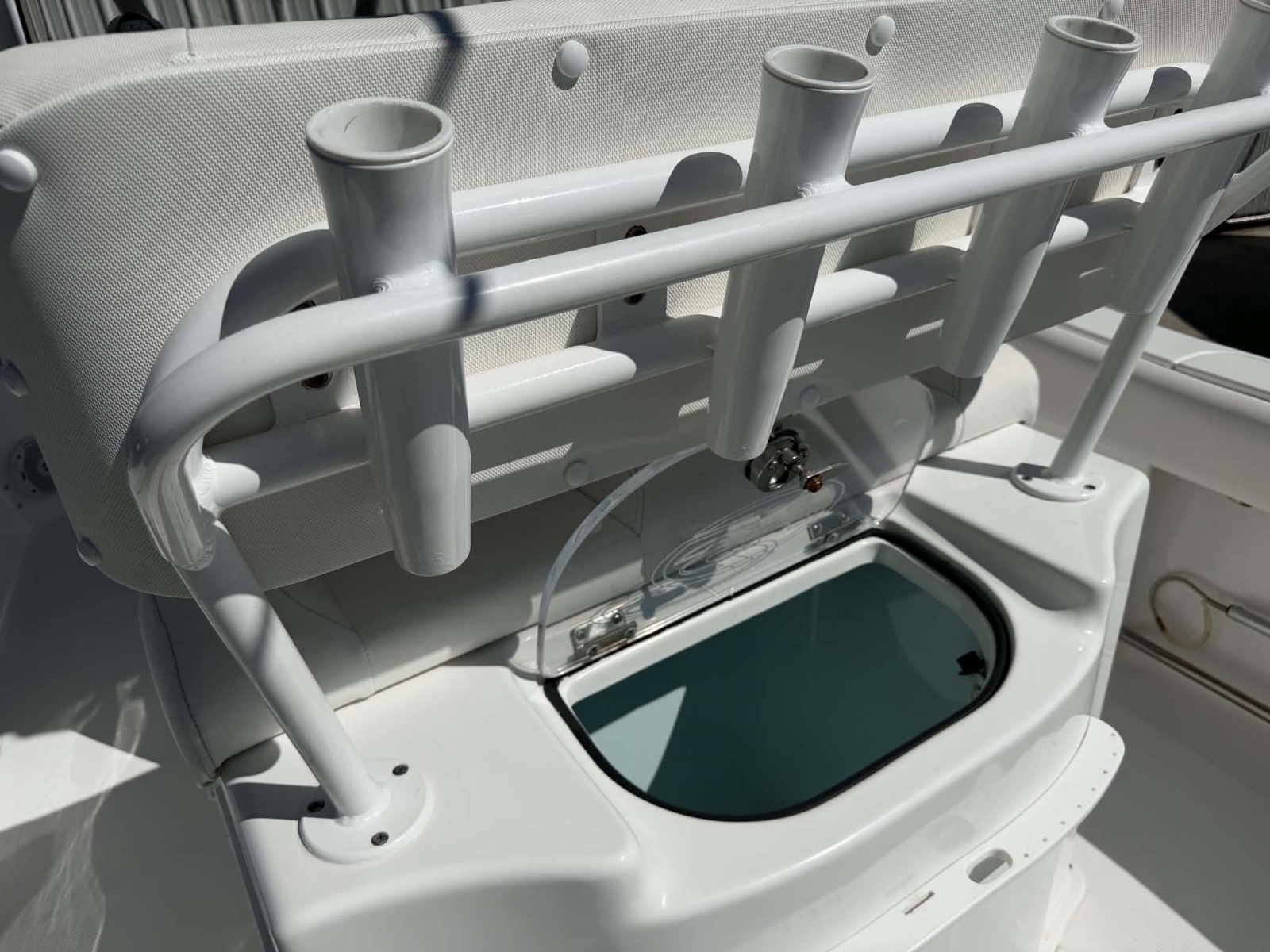 2018 Sea Hunt 225 Ultra