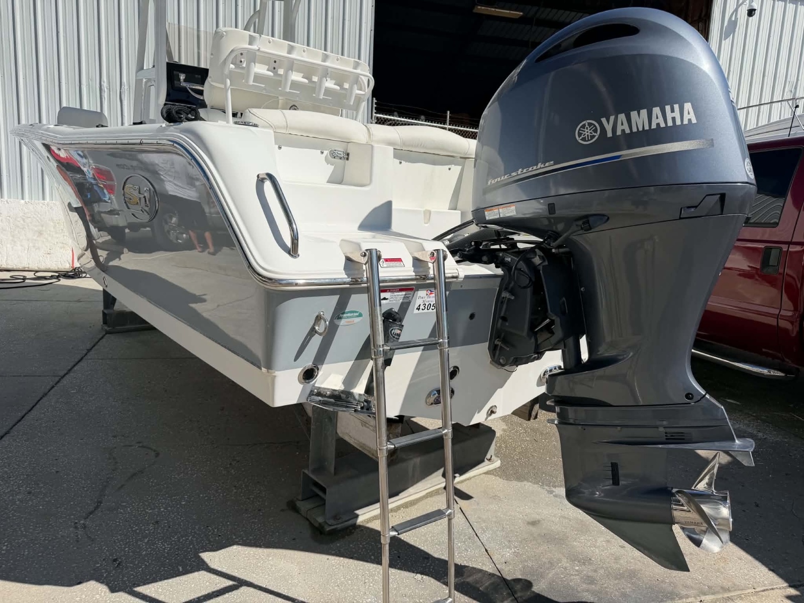2018 Sea Hunt 225 Ultra