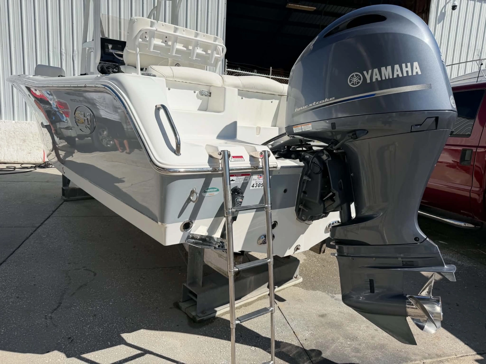 2018 Sea Hunt 225 Ultra