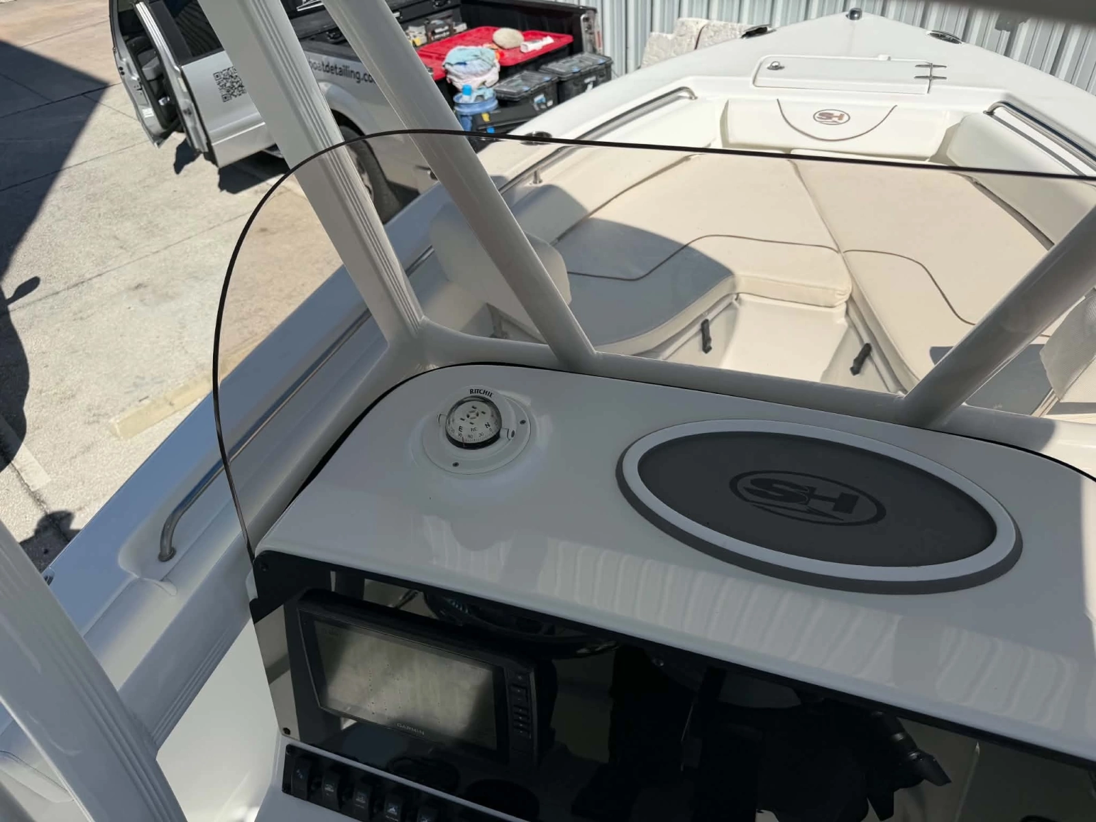 2018 Sea Hunt 225 Ultra