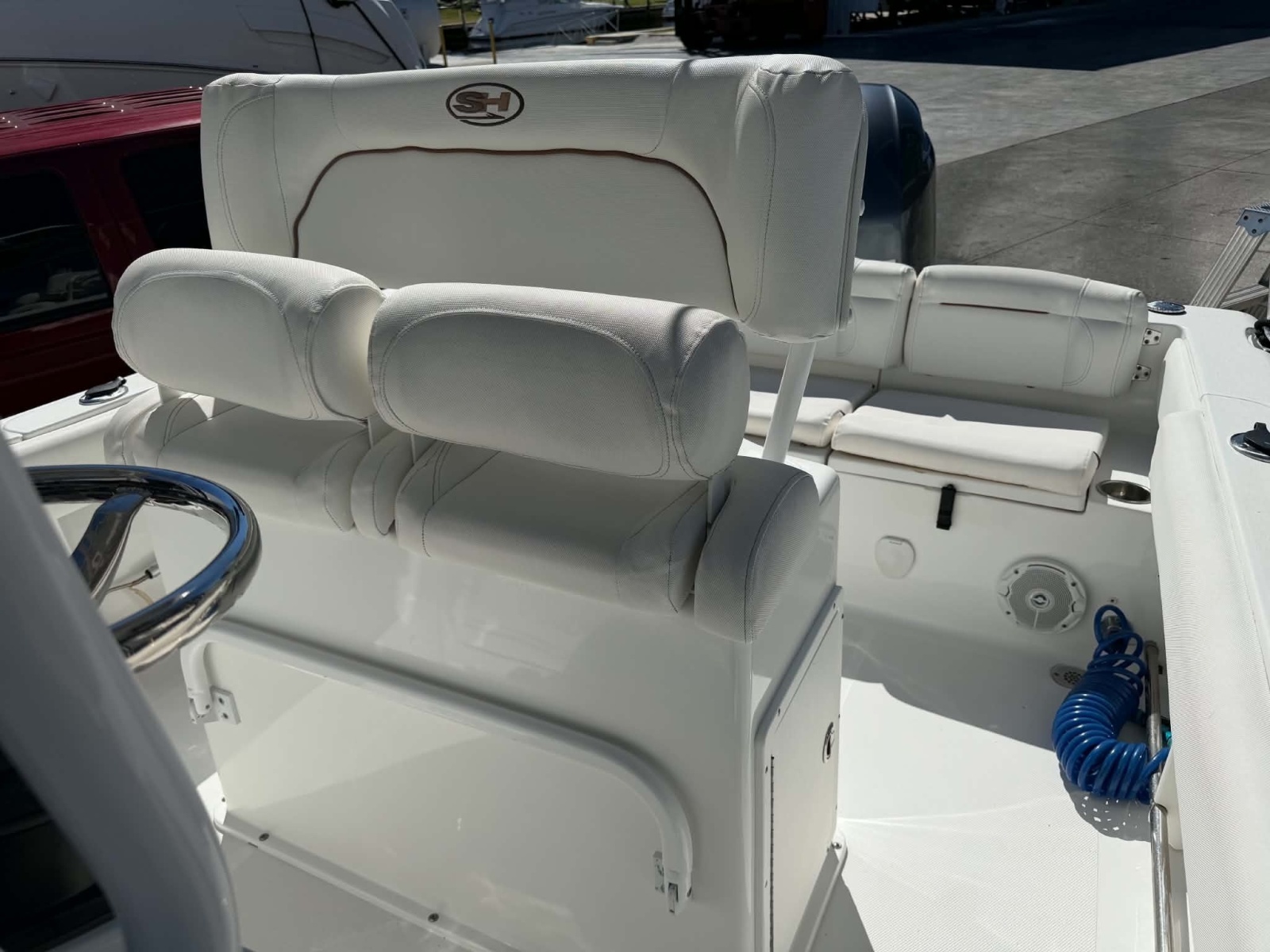 2018 Sea Hunt 225 Ultra