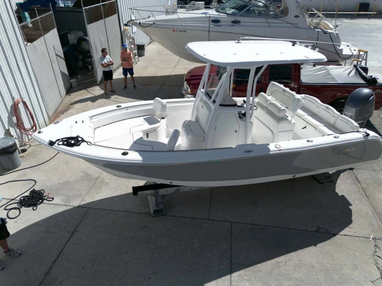 2018 Sea Hunt 225 Ultra