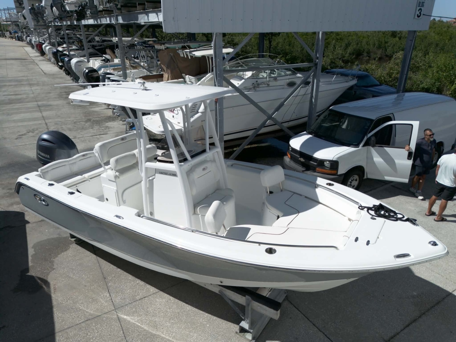 2018 Sea Hunt 225 Ultra