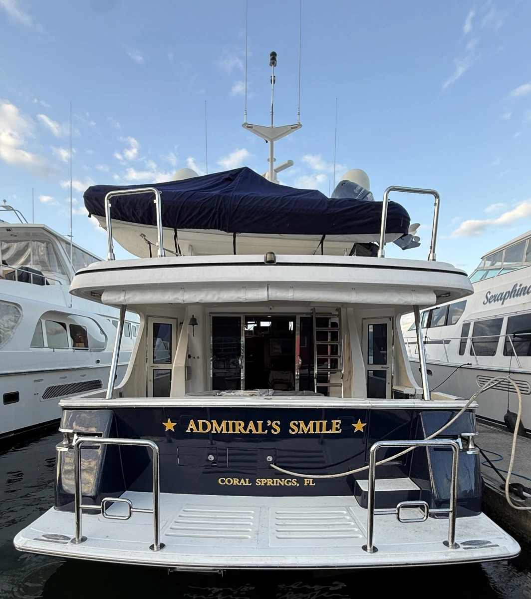 2007 Symbol 59 Convertible Pilothouse MotoryYacht with Portuguese Bridge