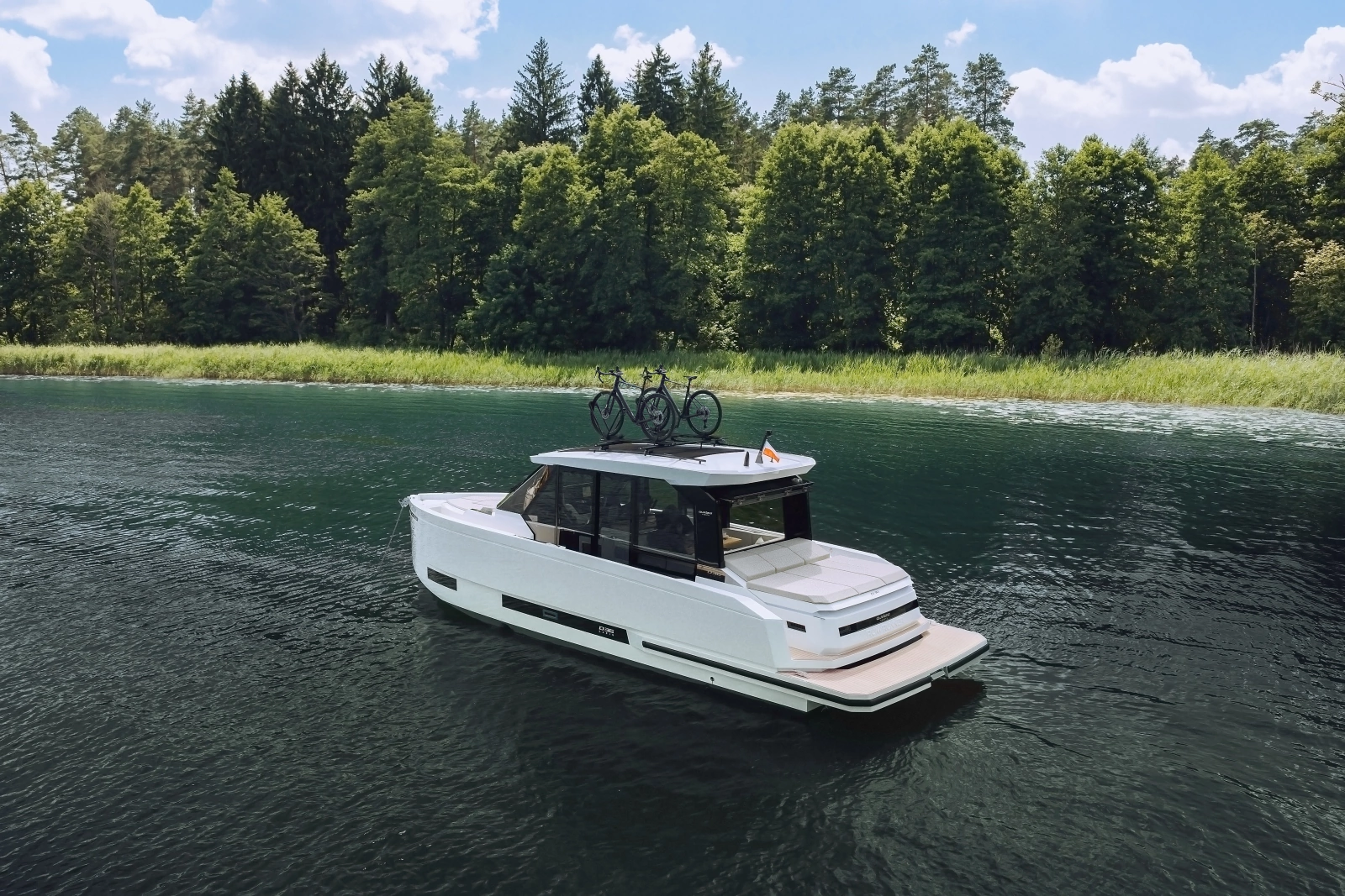 2027 De Antonio D36 Cabin