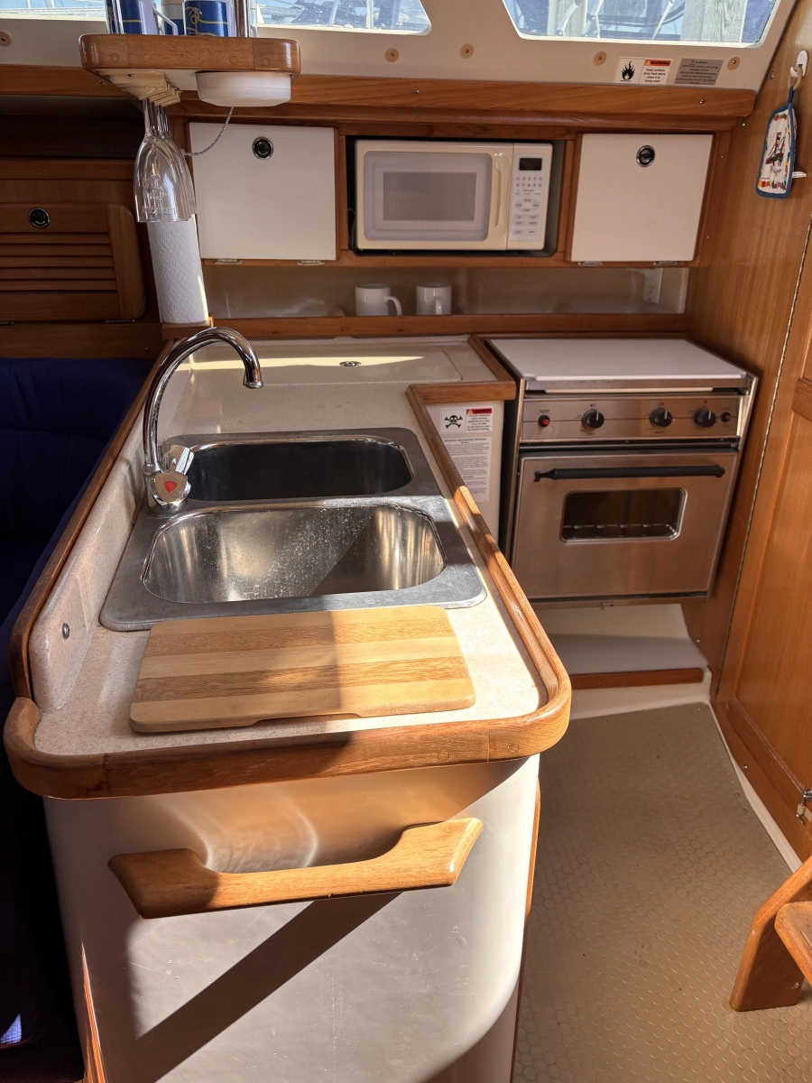 1999 Catalina 