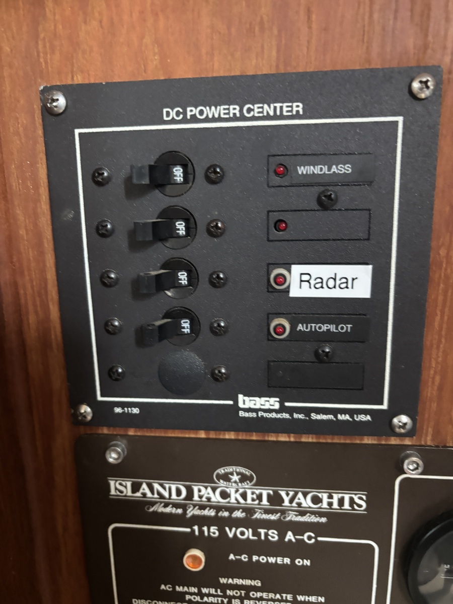1987 Island Packet 31