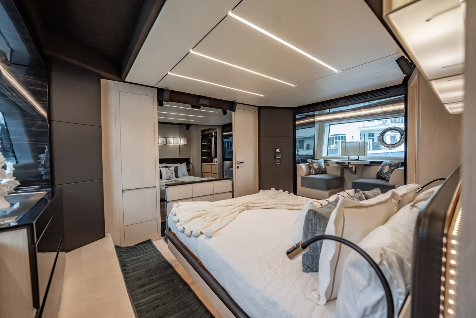 2020 Azimut Fly 72