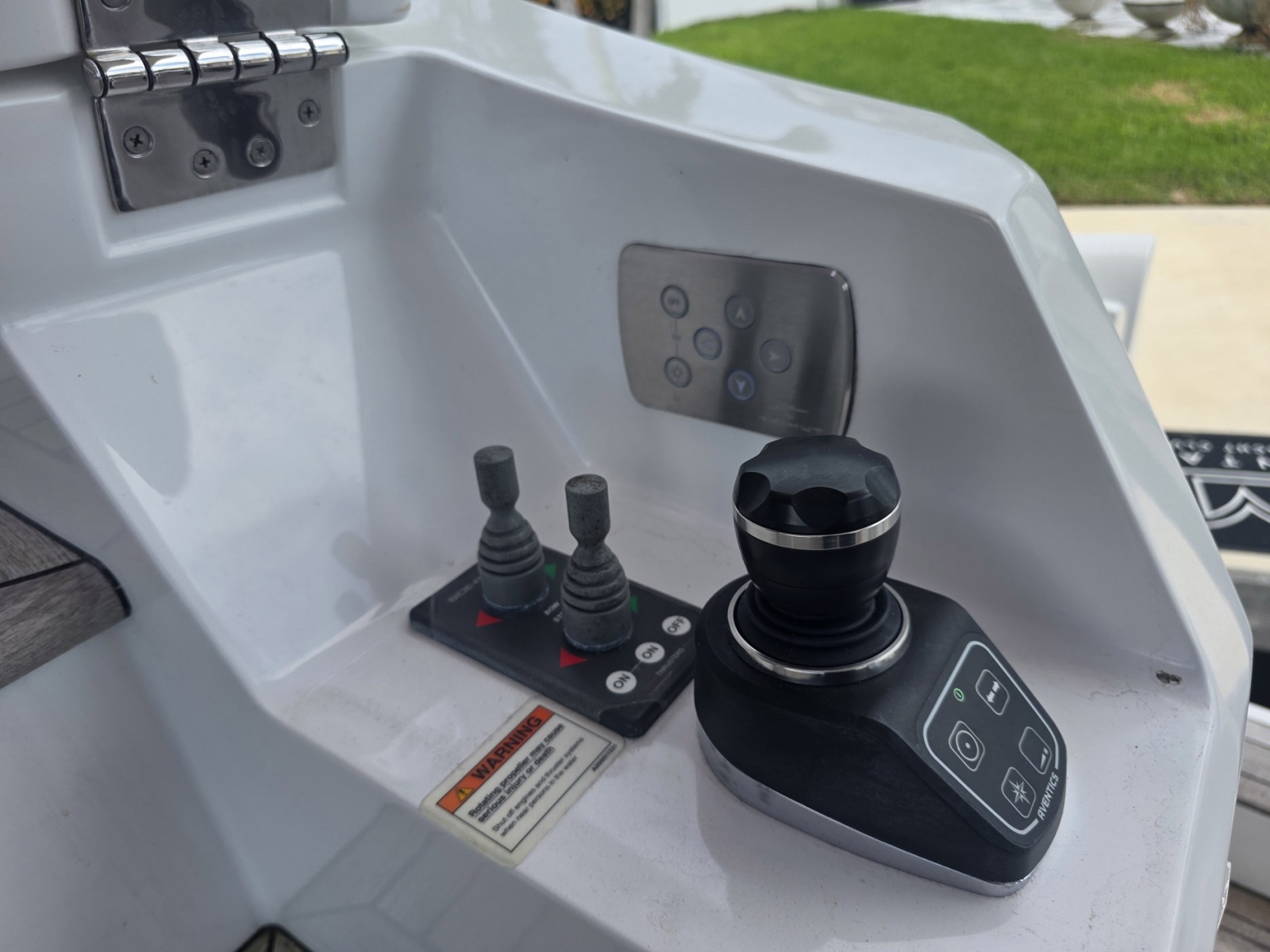2020 Azimut Fly 72