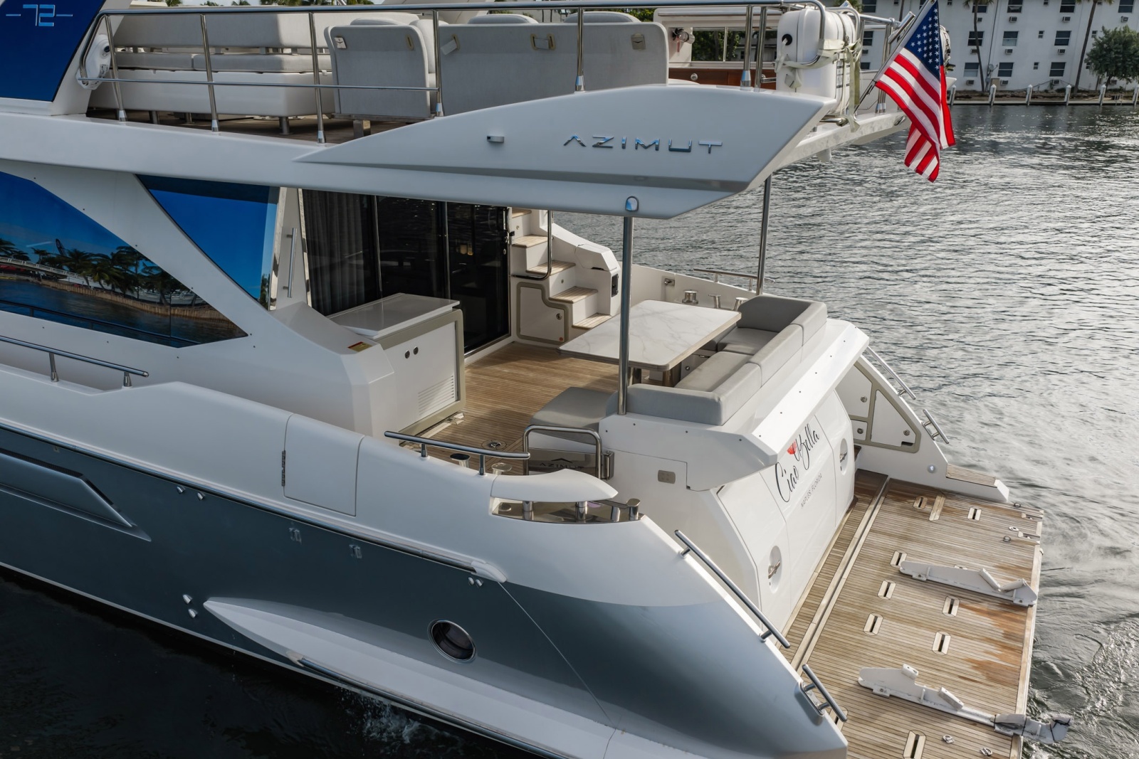 2020 Azimut Fly 72