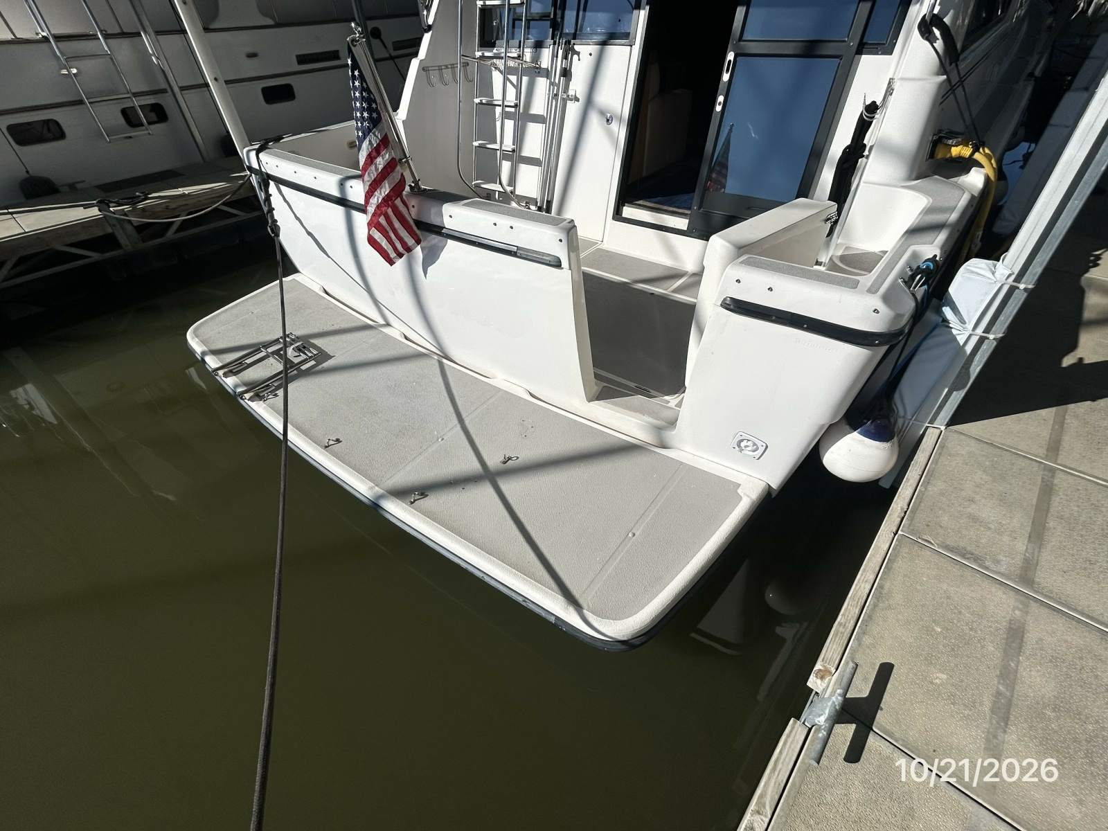 Bayliner 3988 swimplatform