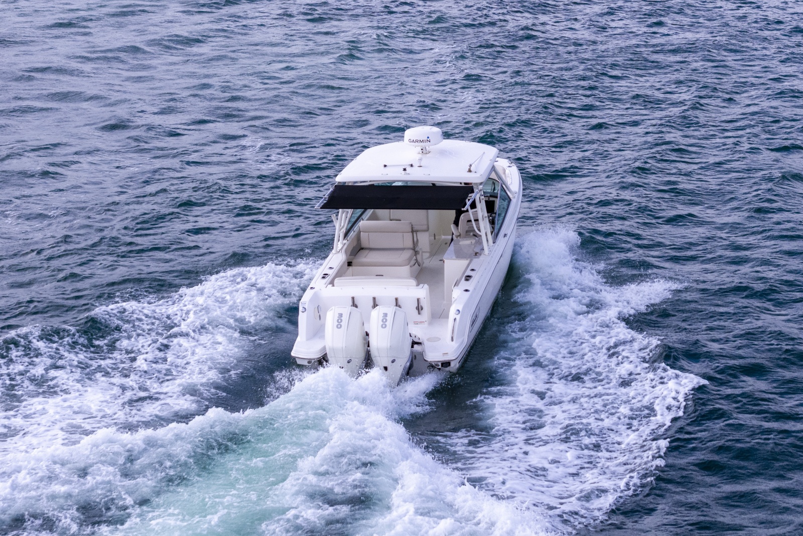 2019 Boston Whaler 270 Vantage