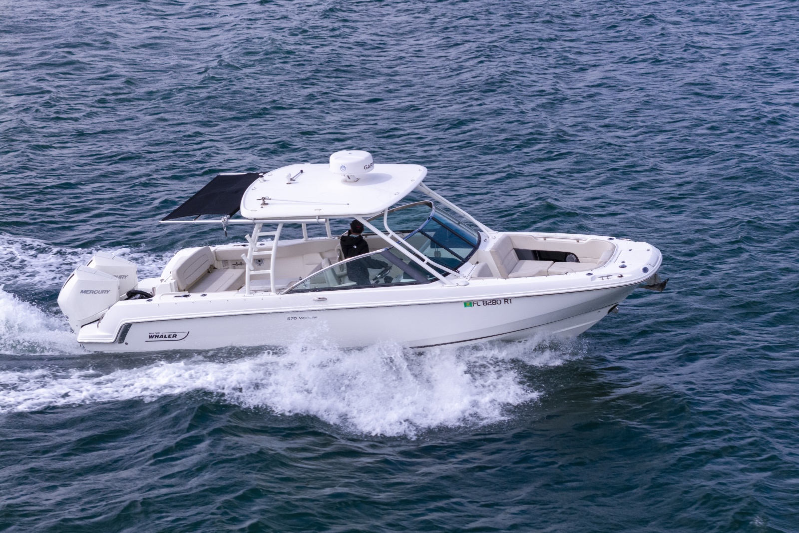 2019 Boston Whaler 270 Vantage
