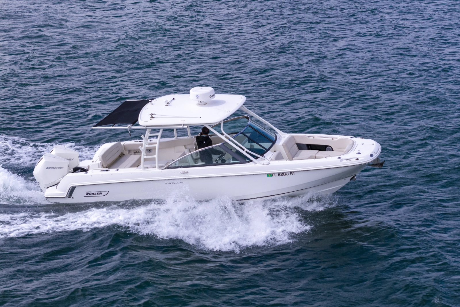 2019 Boston Whaler 270 Vantage