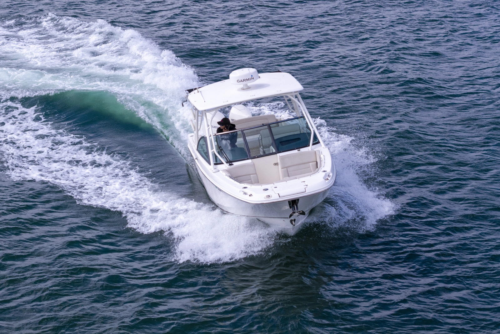 2019 Boston Whaler 270 Vantage