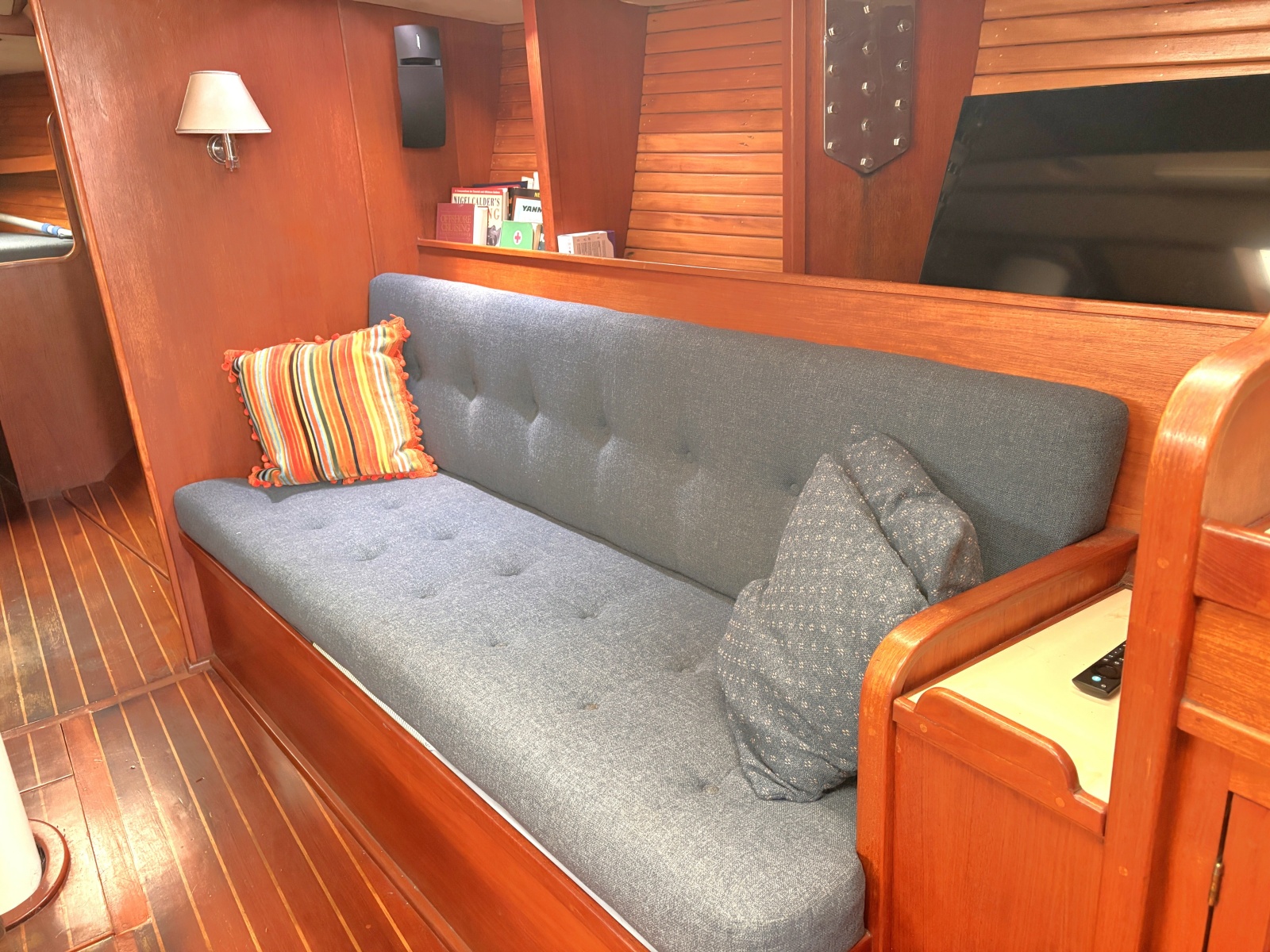 1981 Nordic 44 — Traveler