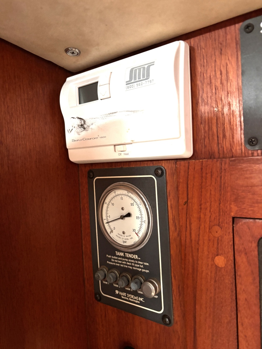 1981 Nordic 44 — Traveler