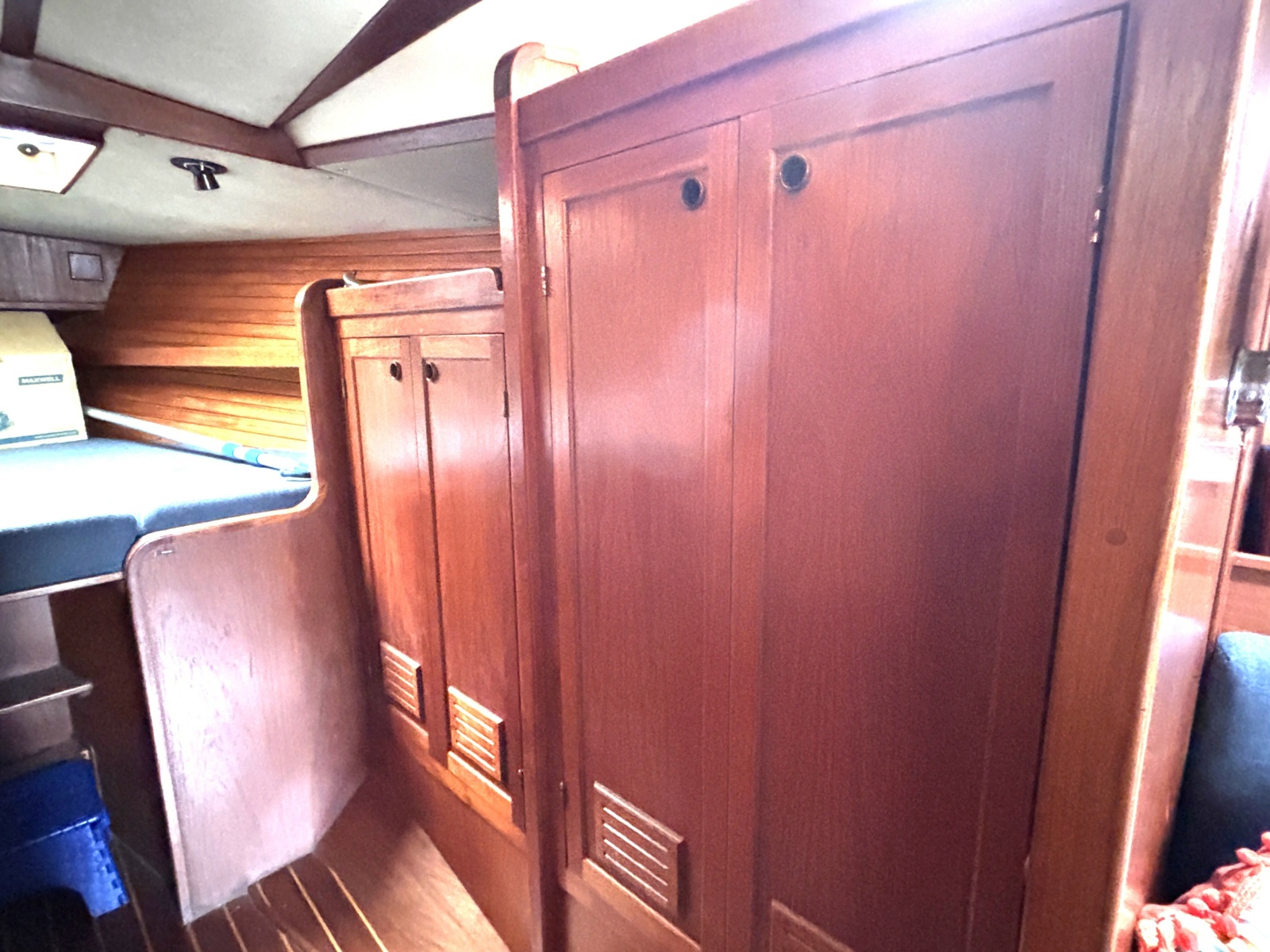 1981 Nordic 44 — Traveler