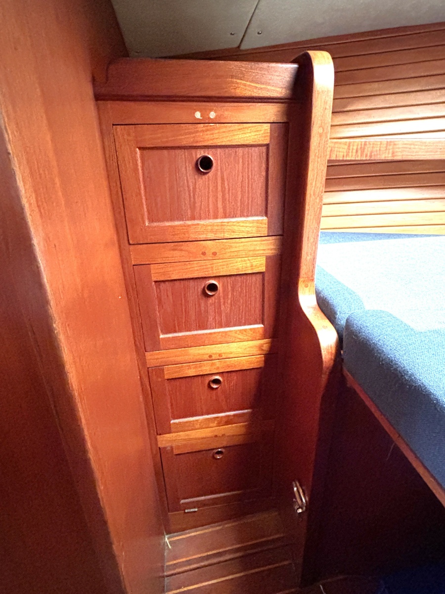 1981 Nordic 44 — Traveler