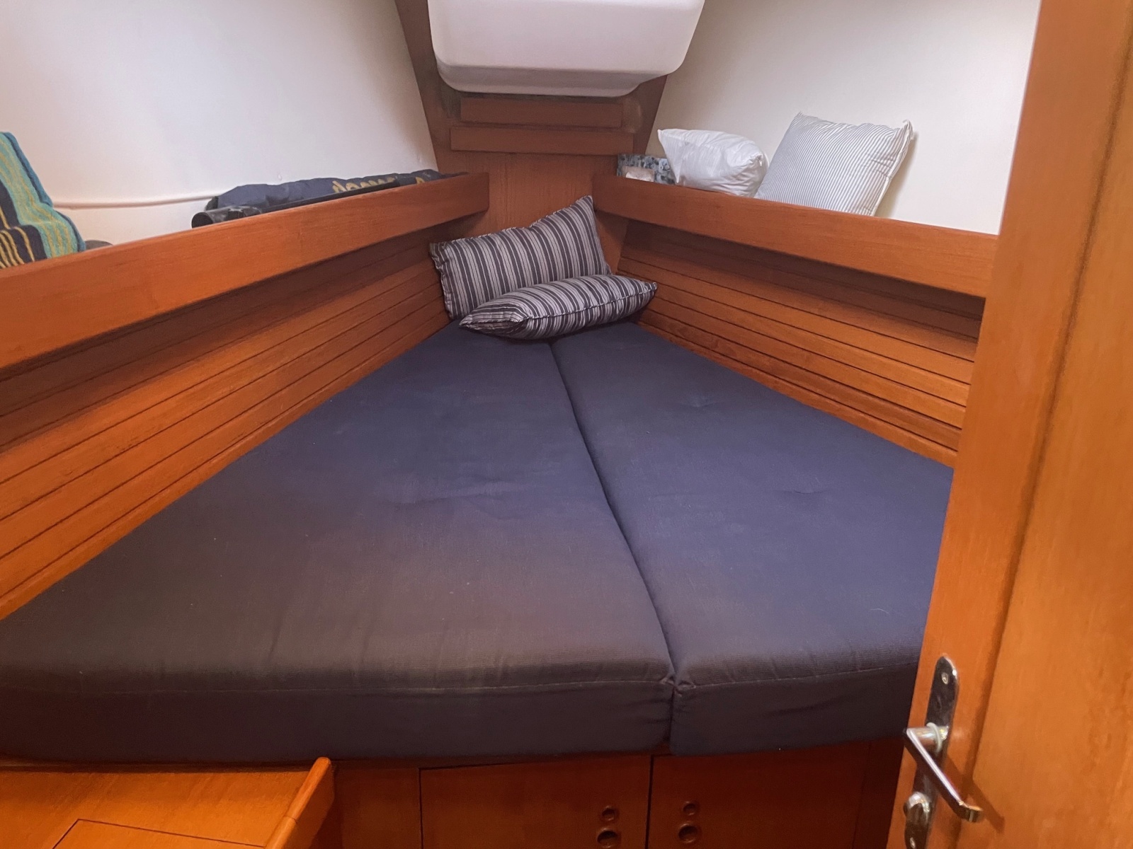 2002 Wauquiez 40 Pilot Saloon — Aqua Vite