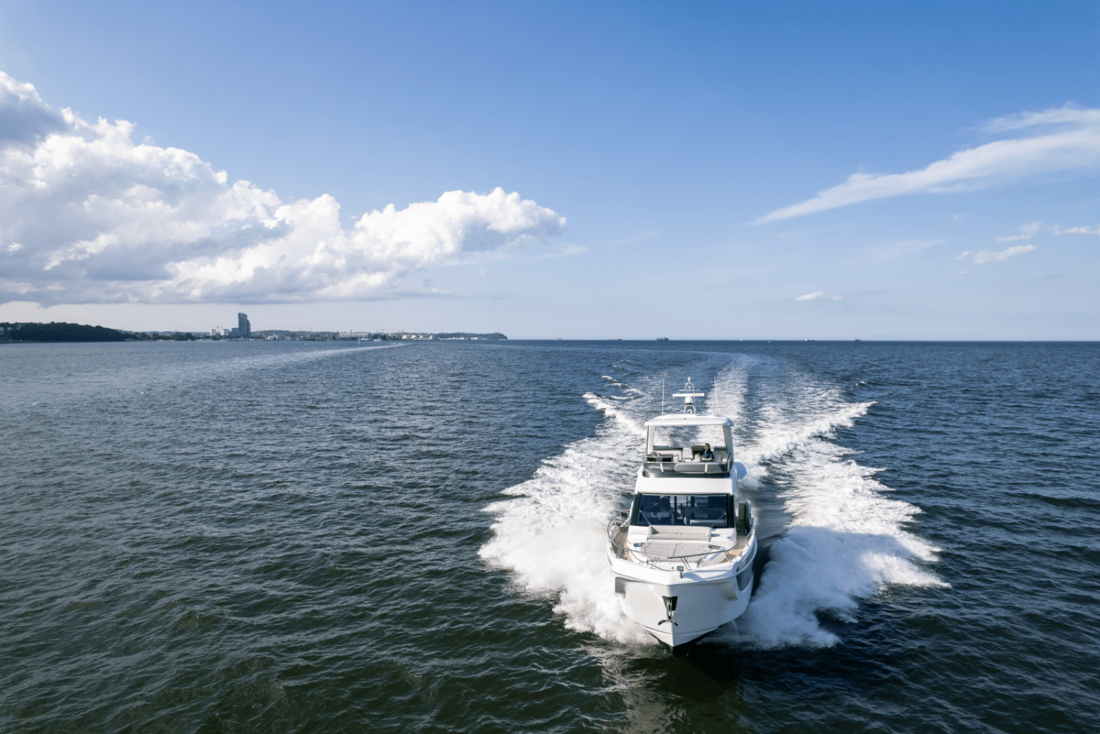 2024 Galeon 560 FLY