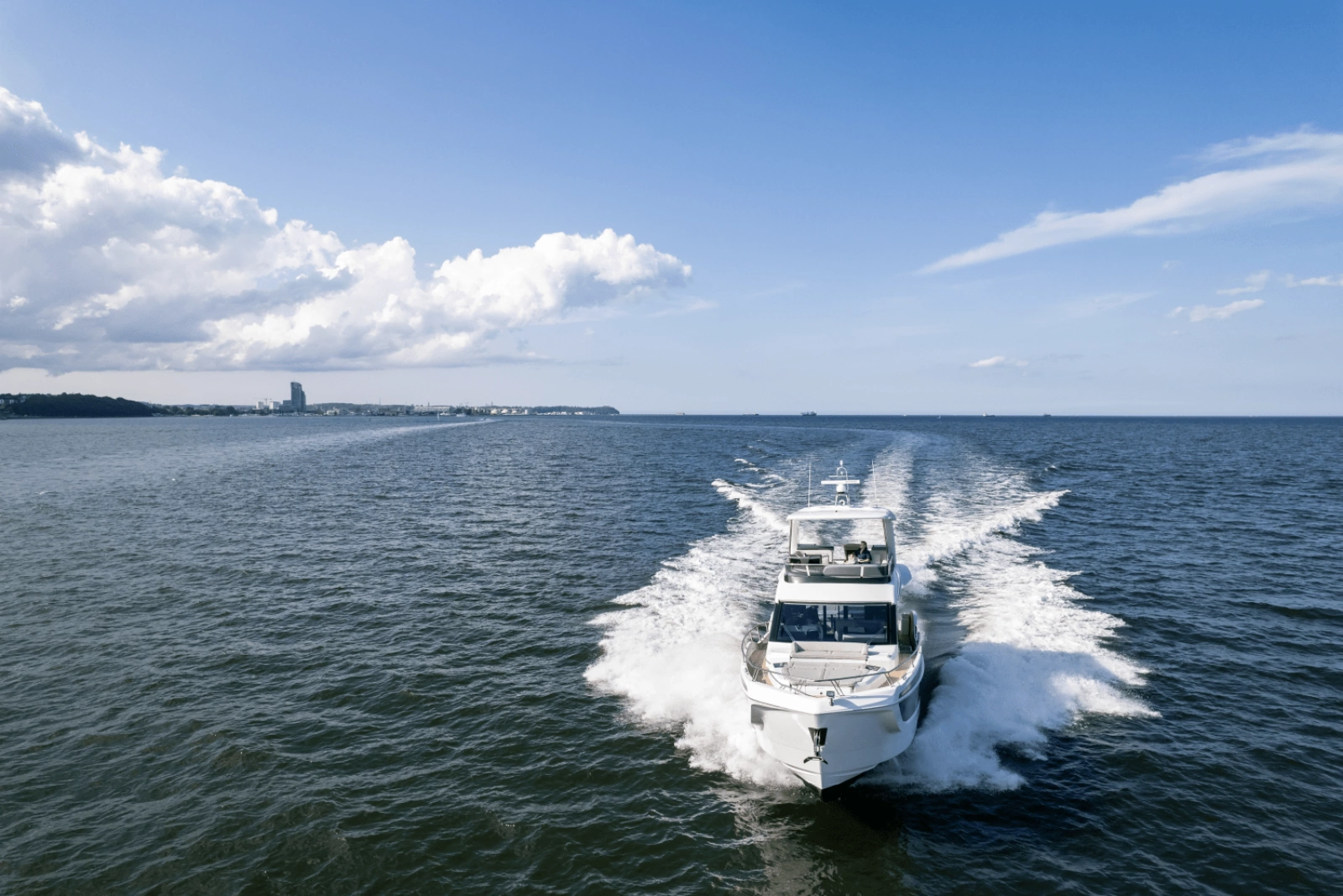 2024 Galeon 560 FLY