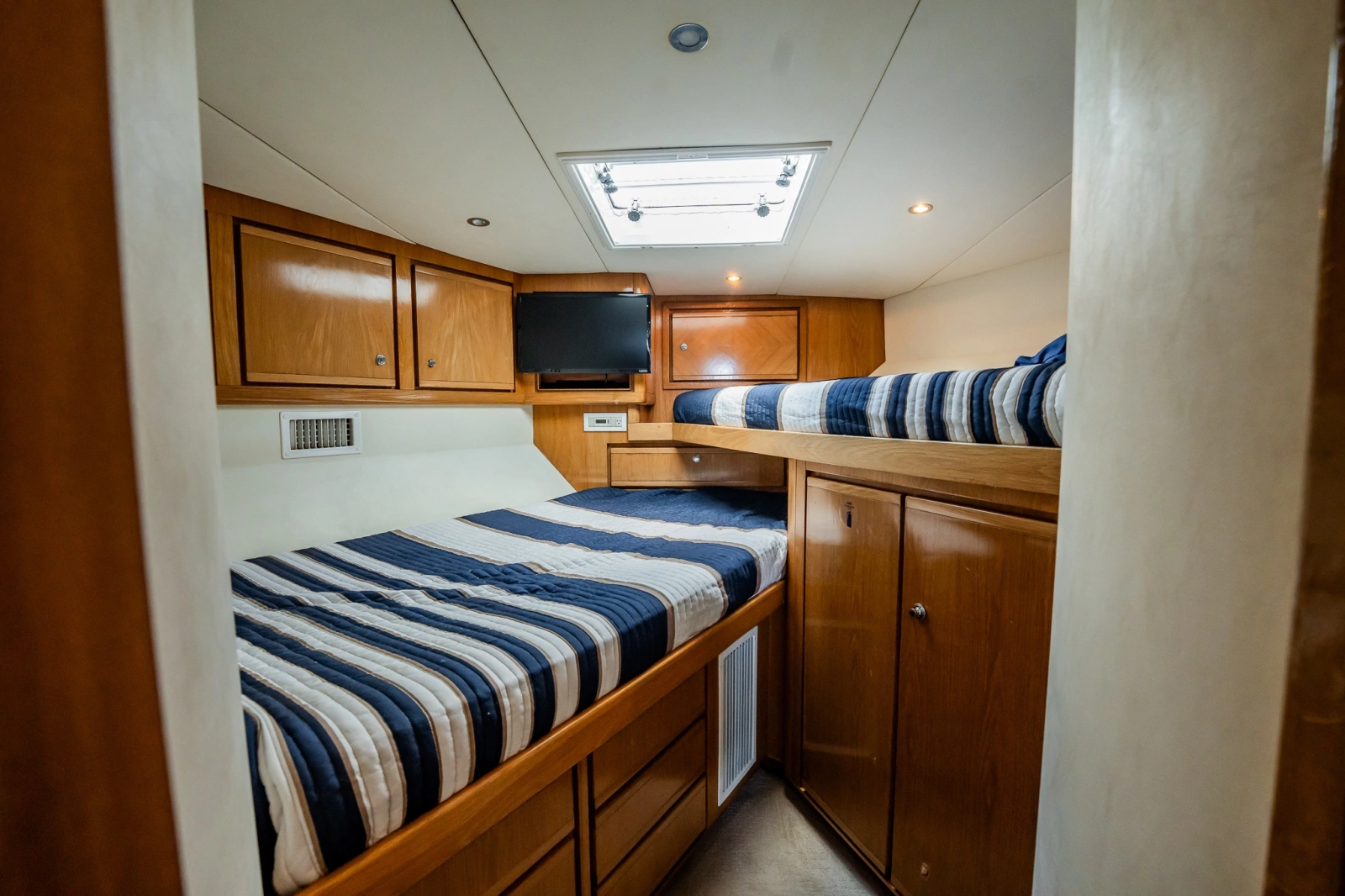 1998 Bertram 54 Convertible