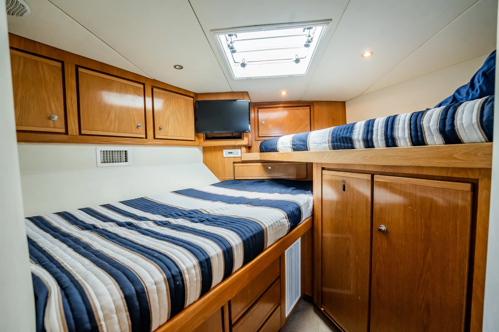 1998 Bertram 54 Convertible