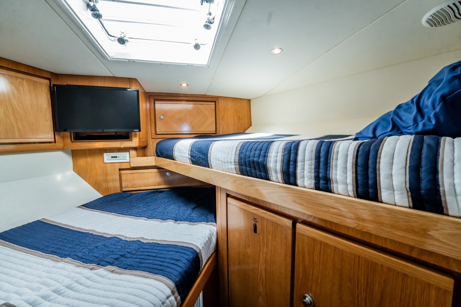 1998 Bertram 54 Convertible