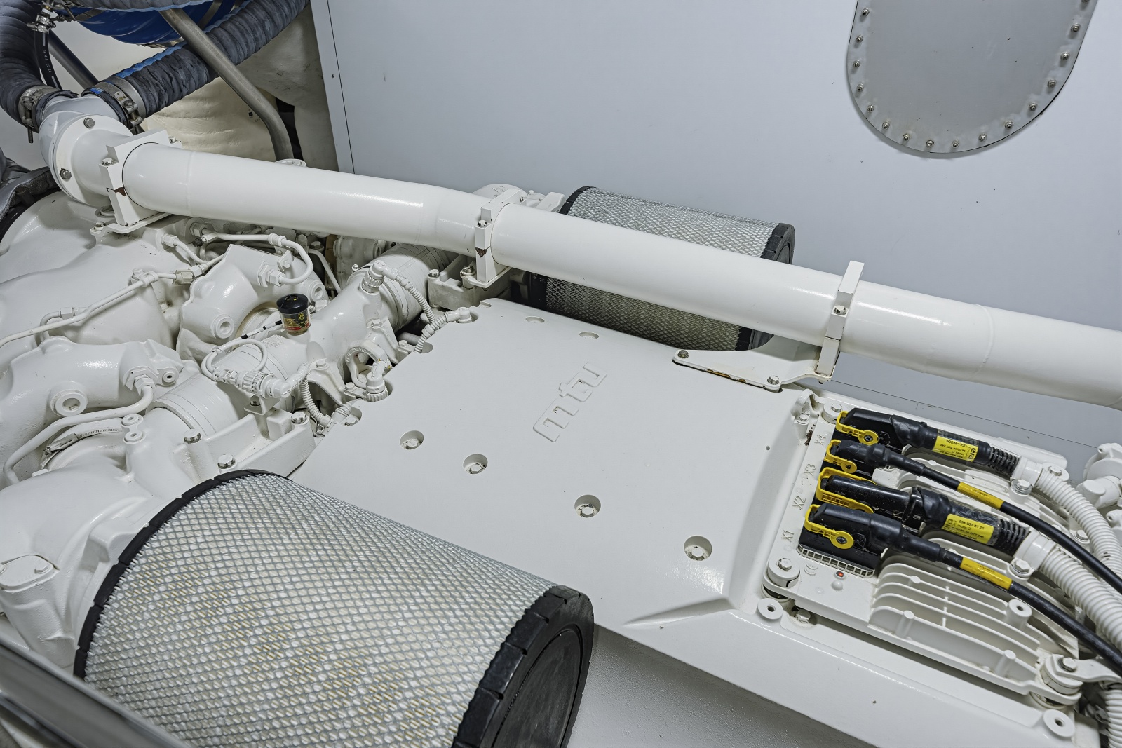 2016 Ferretti Yachts Costom Line
