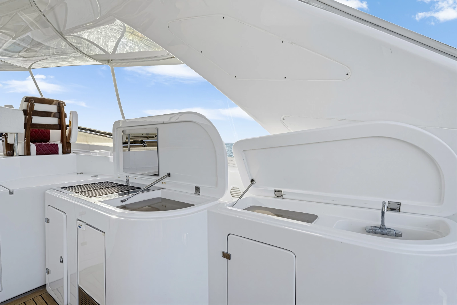 2016 Ferretti Yachts Custom Line