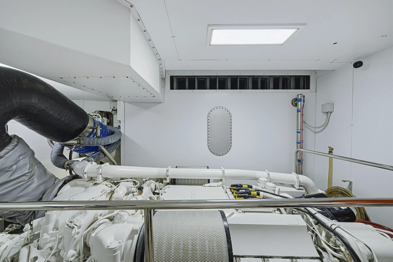 2016 Ferretti Yachts Custom Line
