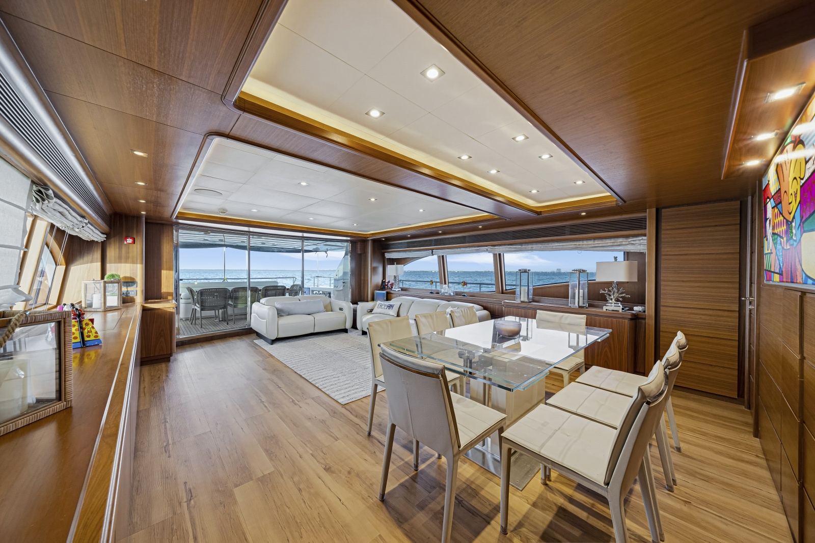 2016 Ferretti Yachts Costom Line