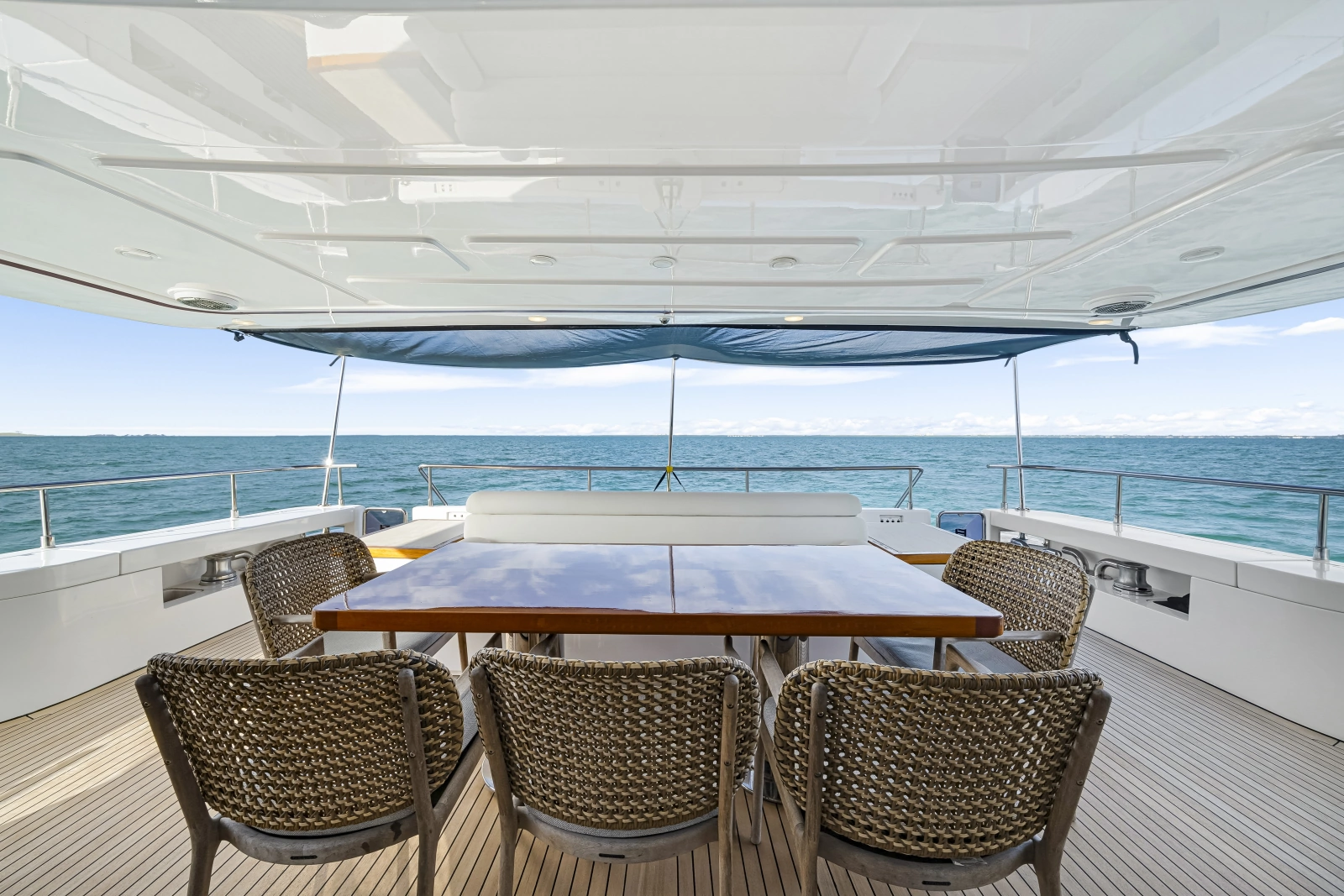 2016 Ferretti Yachts Custom Line