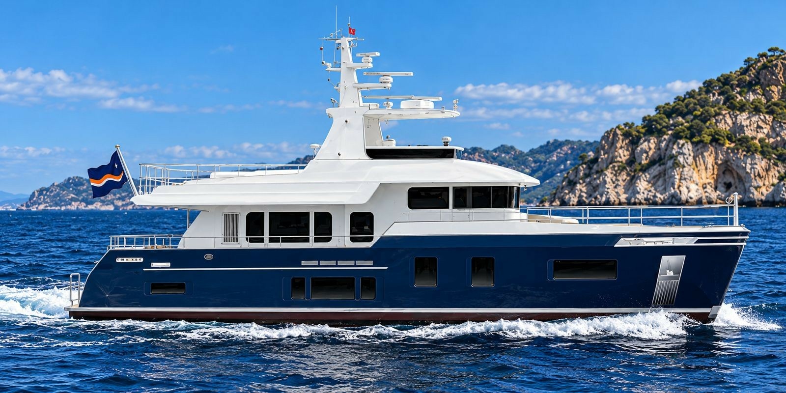 2026 Custom Monarch 66 Dauntless