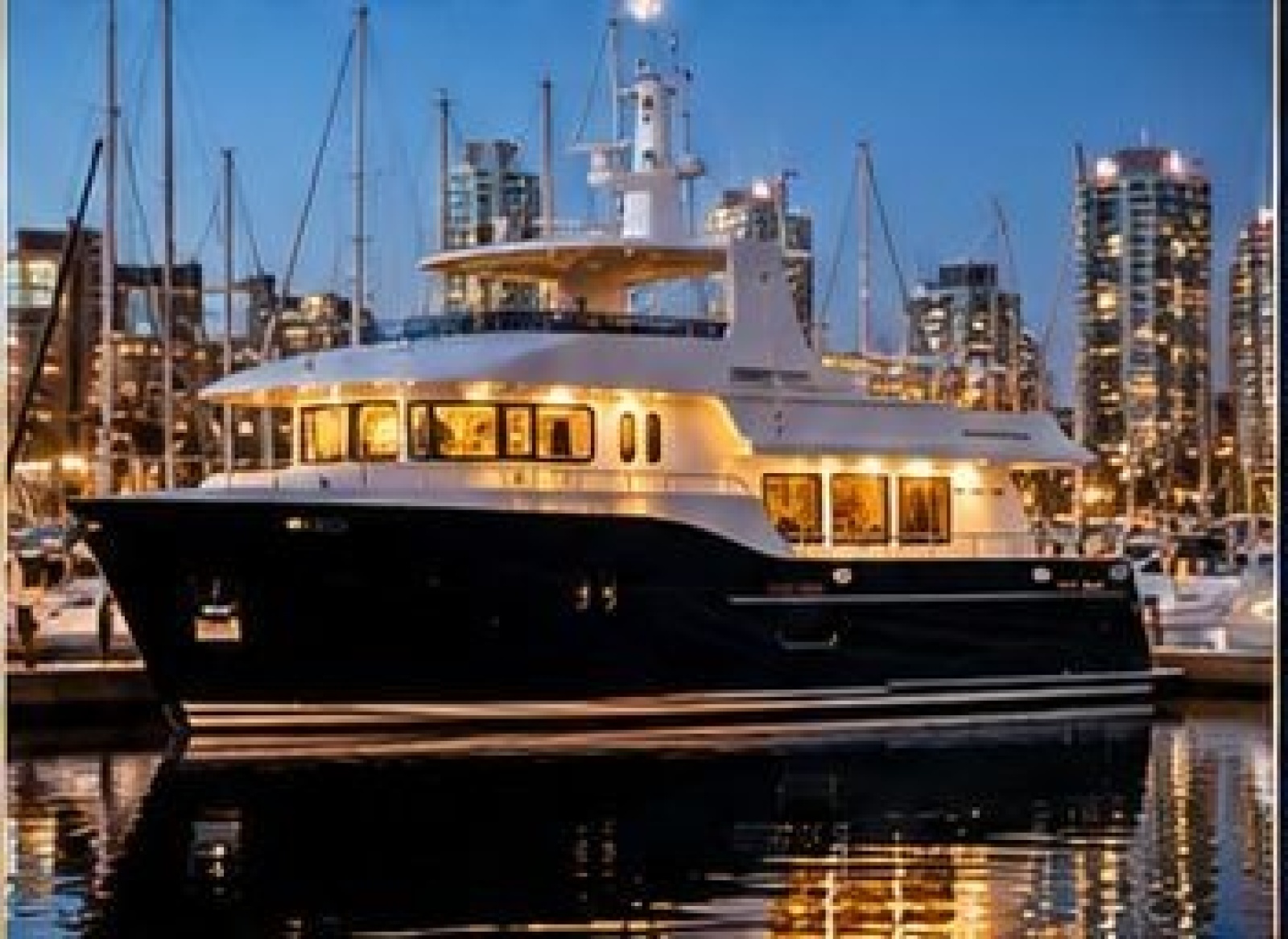 2026 Custom Monarch 75 Dauntless