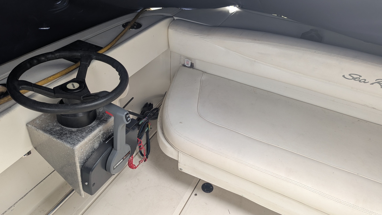 2004 Sea Ray 290 Amberjack