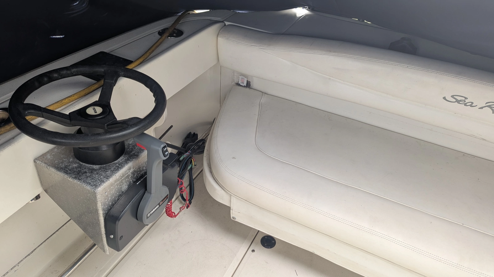 2004 Sea Ray 290 Amberjack