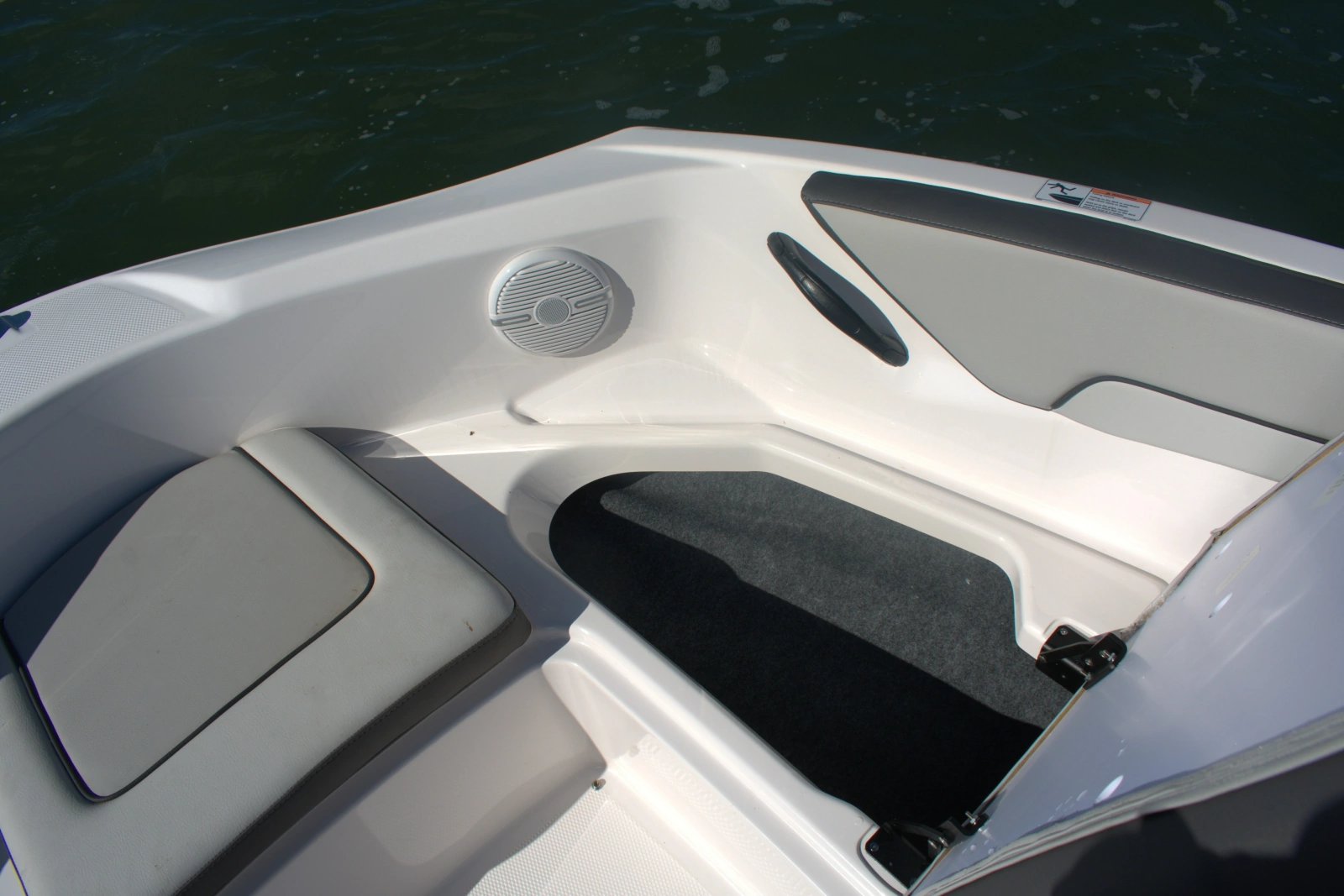 2025 Yamaha Boats AR190