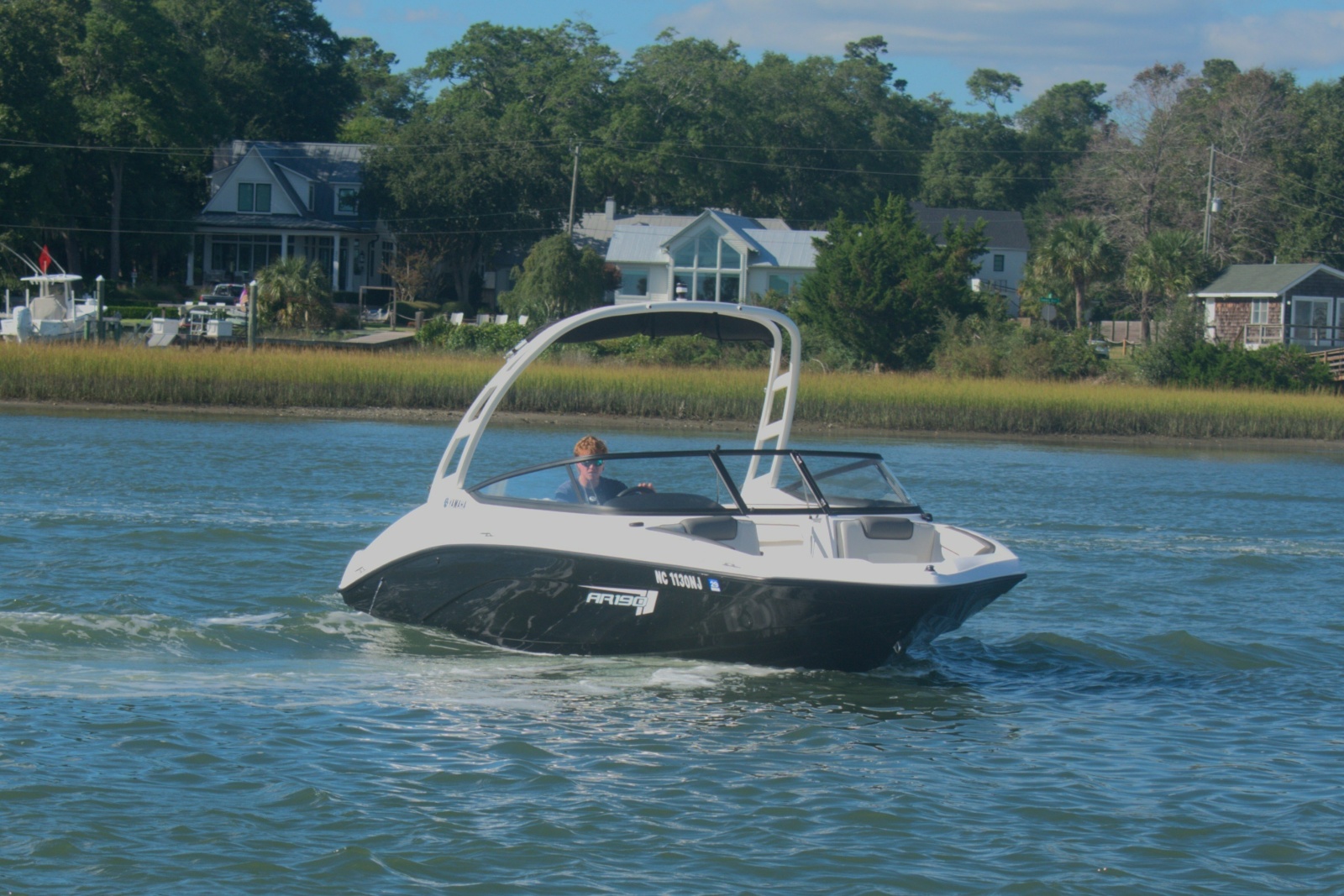 2025 Yamaha Boats AR190