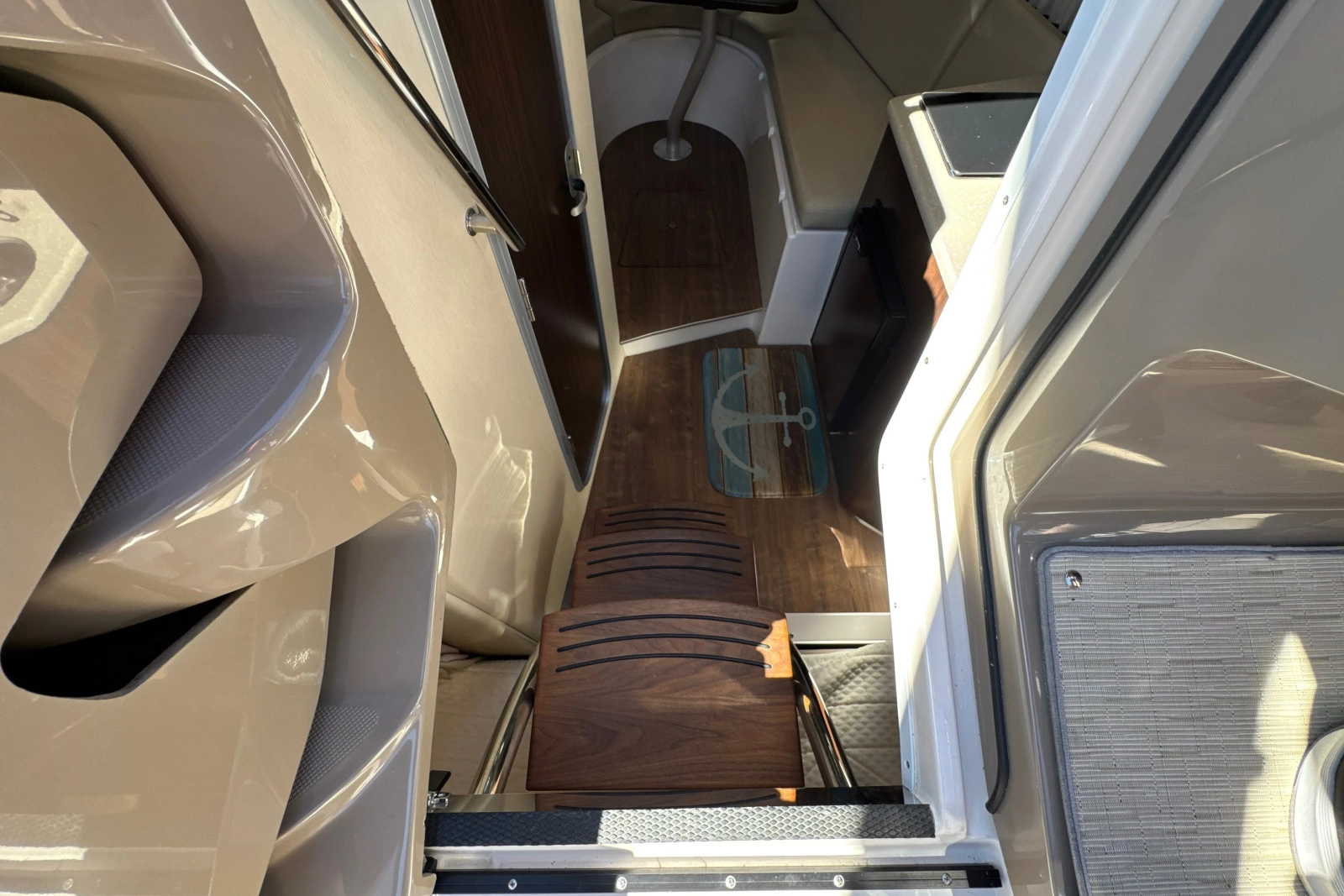 2017 Regal 28 Express