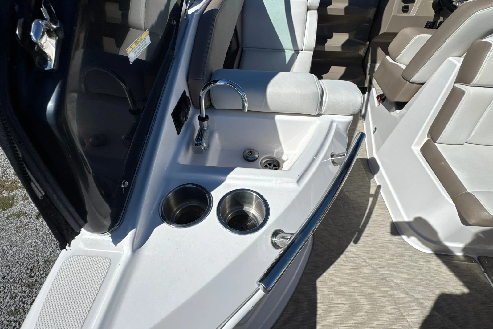 2017 Regal 28 Express