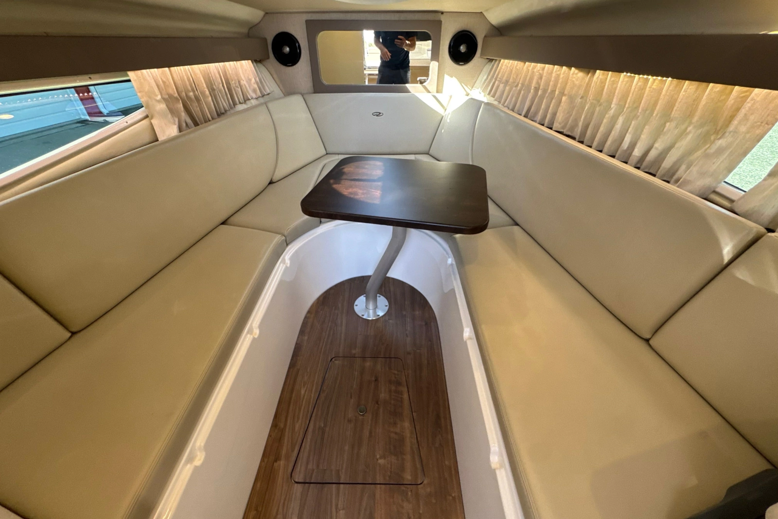 2017 Regal 28 Express