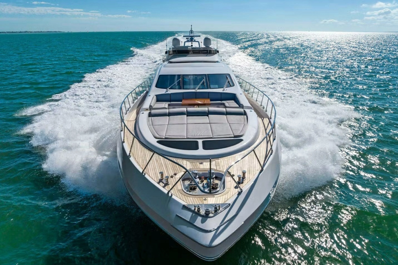 2016 Mangusta 94