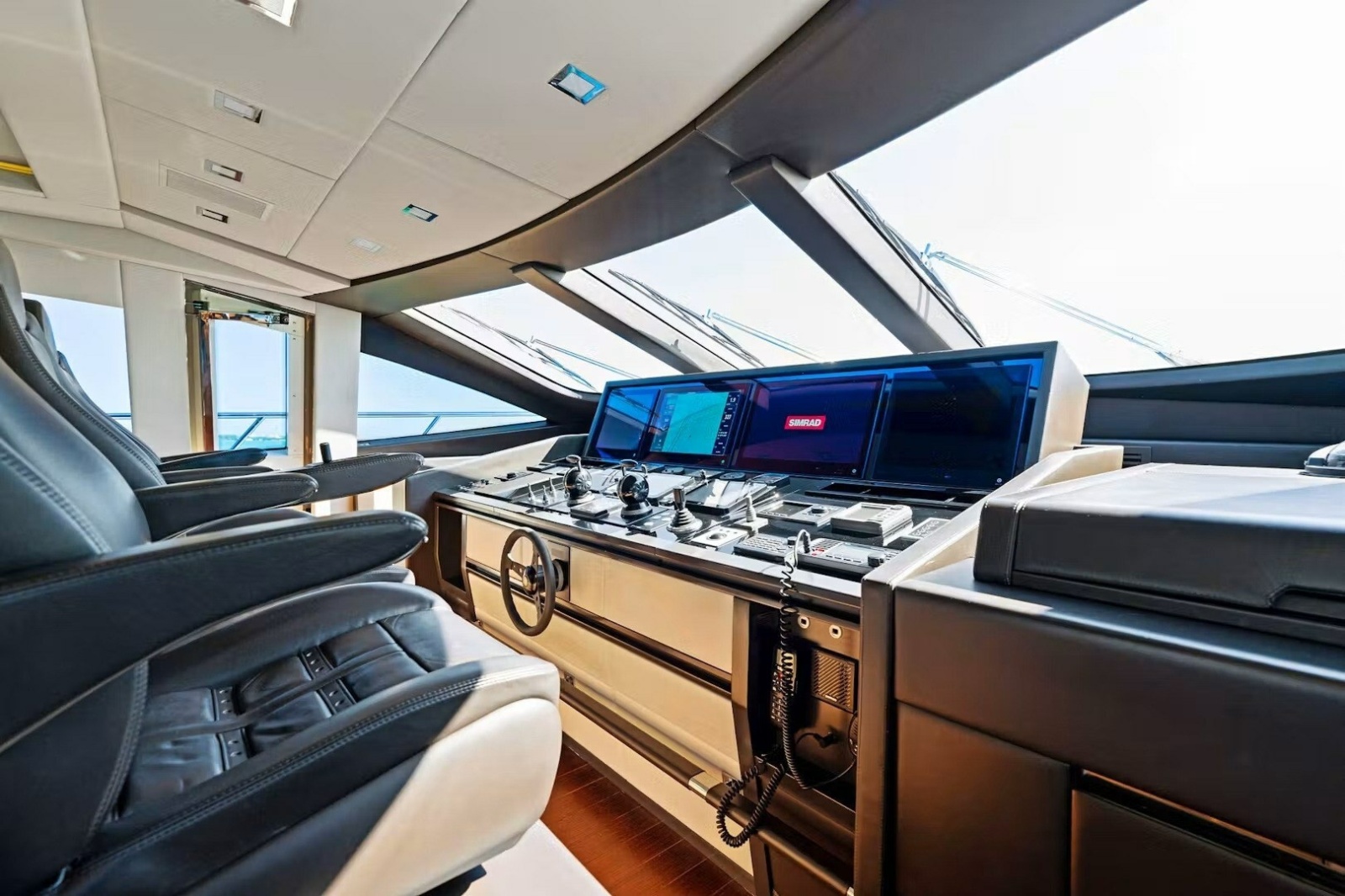 2016 Mangusta 94 — Mineless