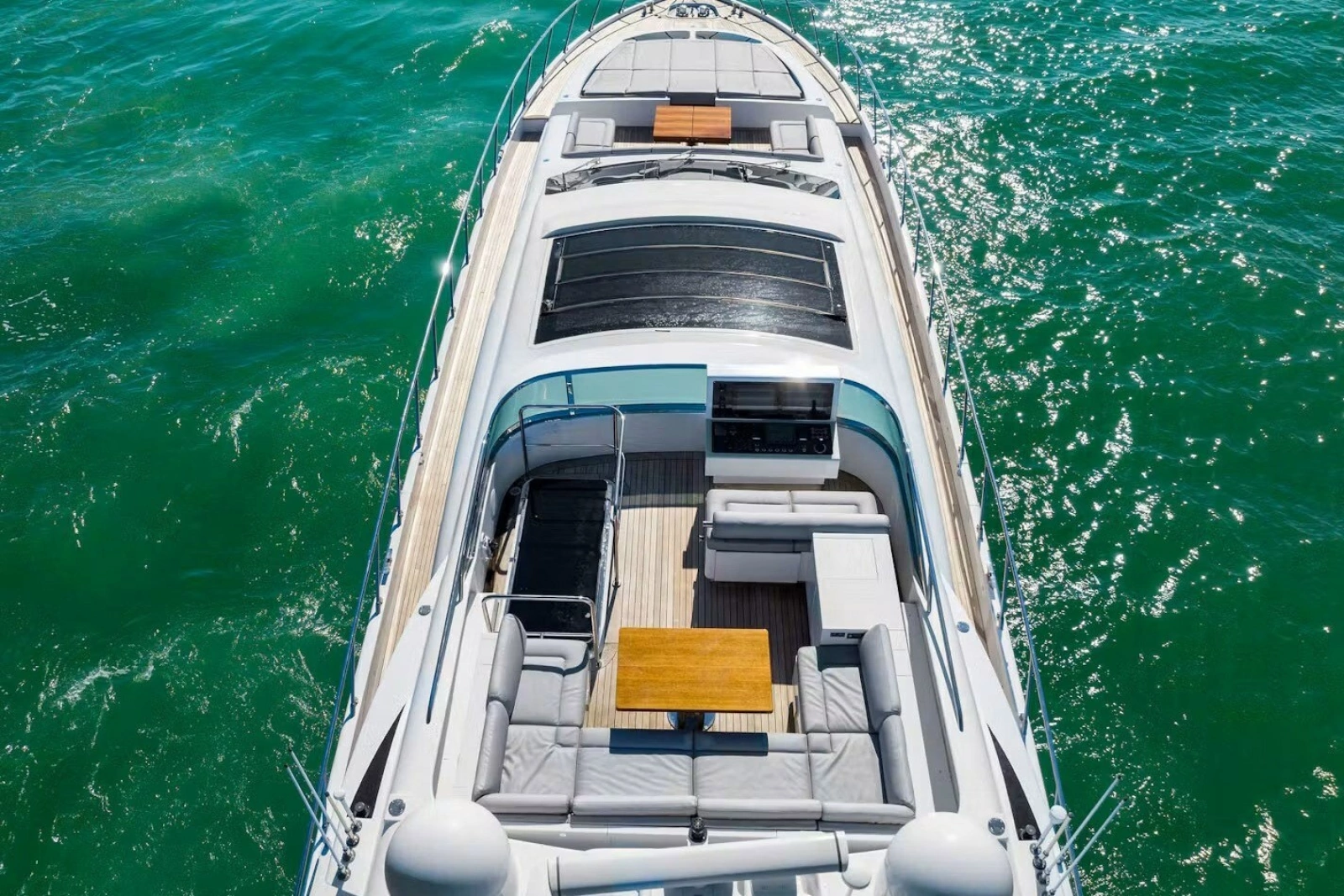 2016 Mangusta 94