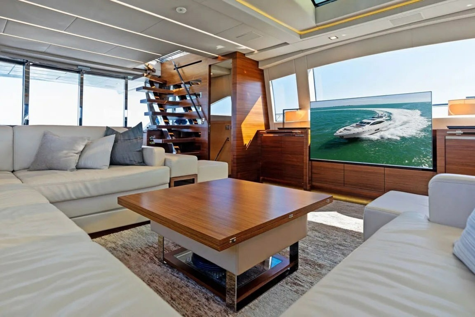 2016 Mangusta 94 — Mineless