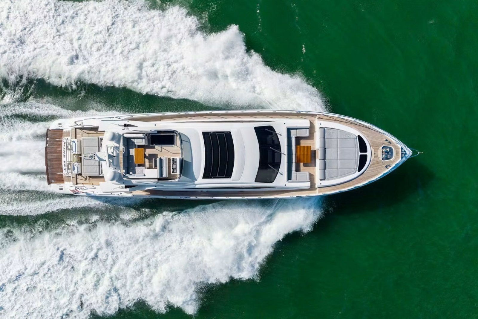 2016 Mangusta 94 — Mineless