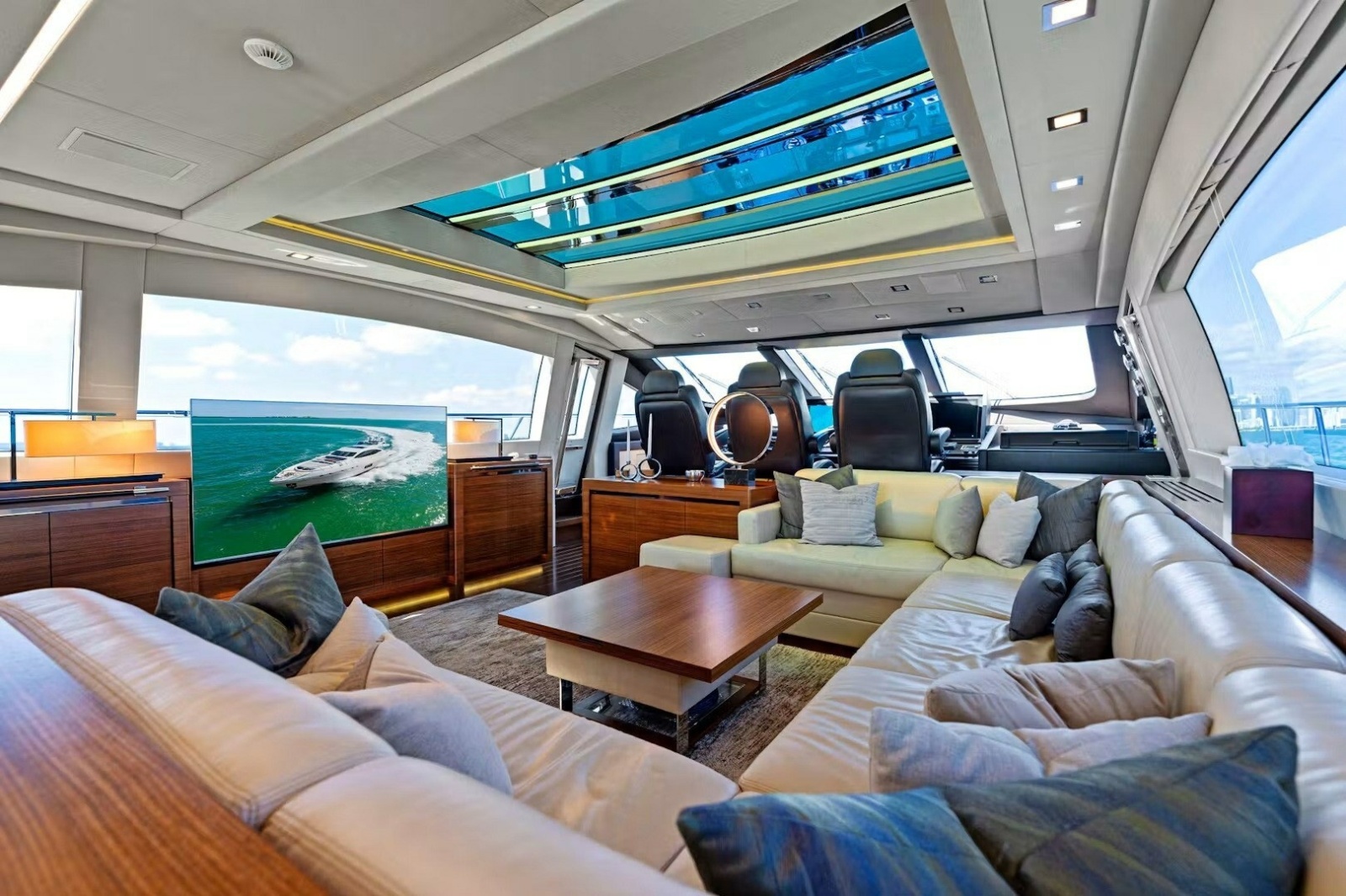 2016 Mangusta 94 — Mineless